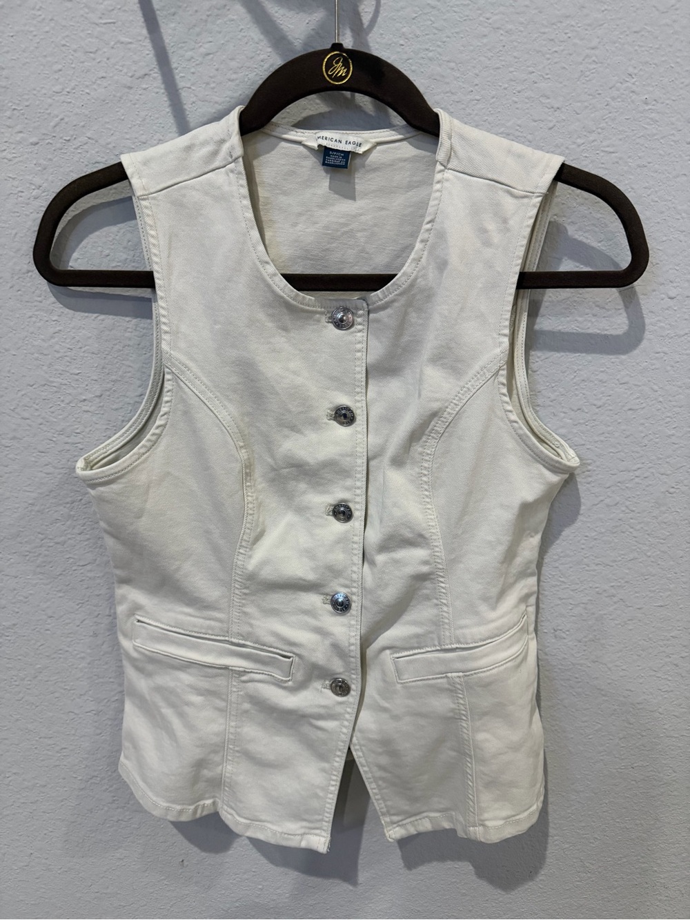 American Eagle Outfitters Cream Button-Front Sleeveless Vest